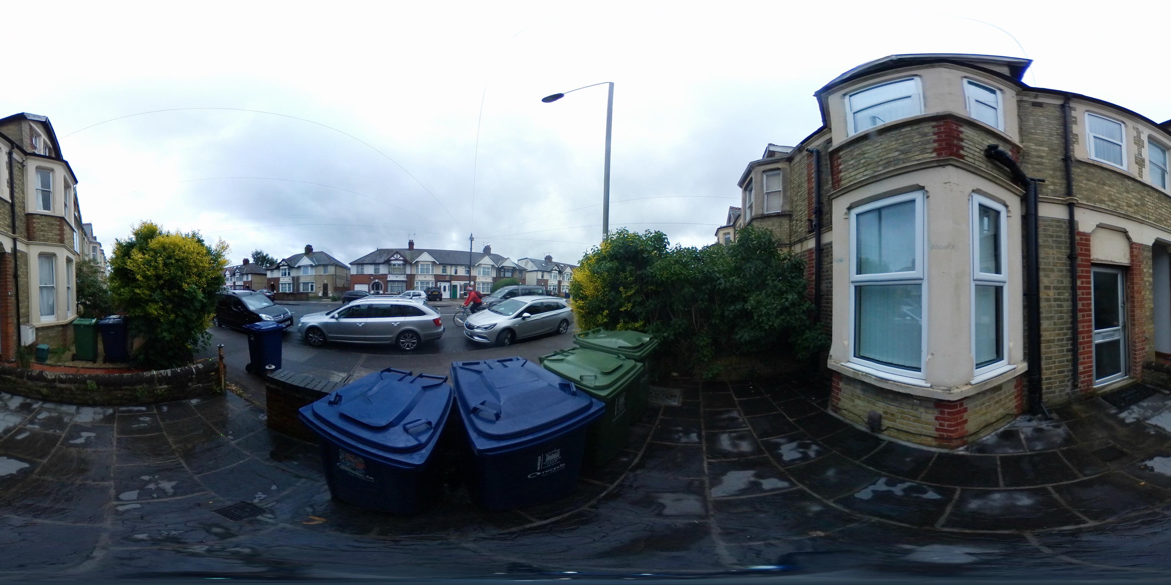 295 Cowley Road on Momento360